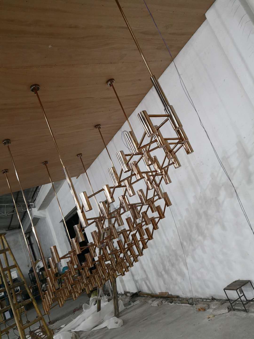 lighting contractor.png