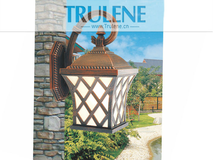 garden light outdoor.jpg