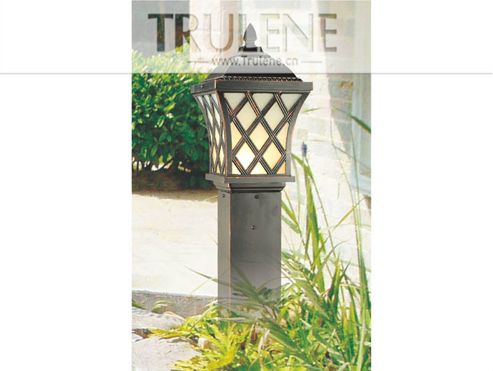 garden light outdoor.jpg