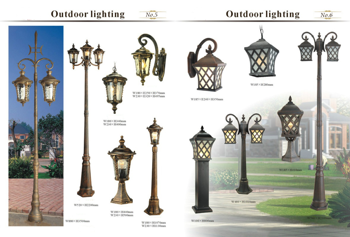 antique garden light.jpg