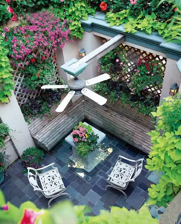 garden decoration supplier.png