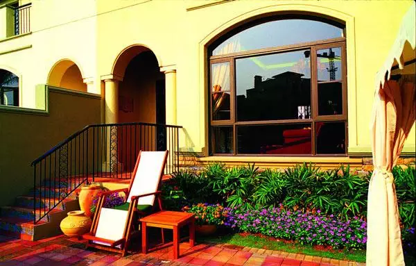 garden decoration supplier.png