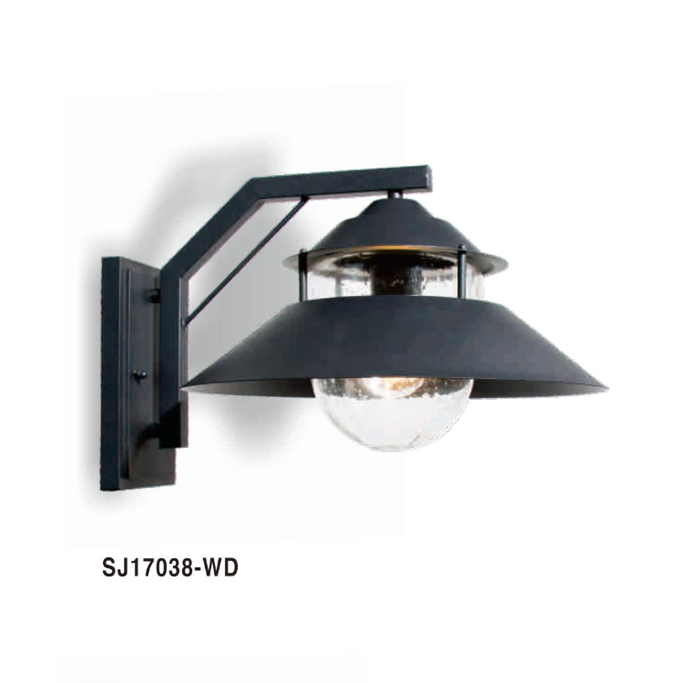 classic outdoor wall lamp.png