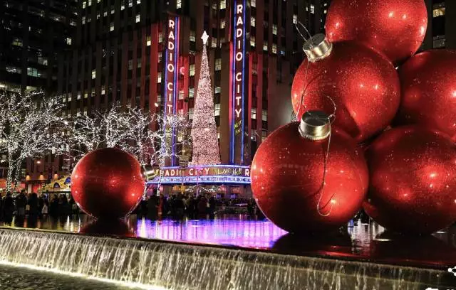 christmas lighting.png