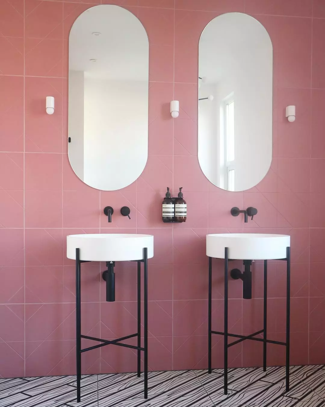 lighting construction material supplier.png