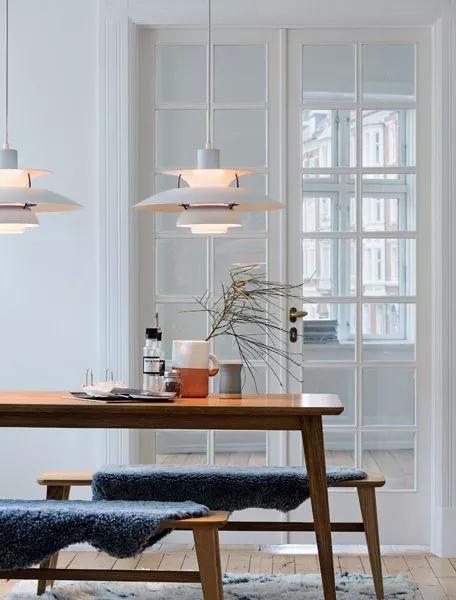 modern light design.jpg