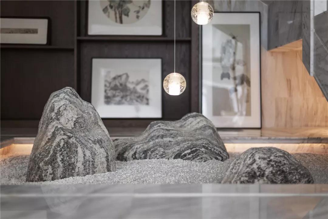 Trulene hanging chandelier.jpg